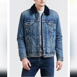 RARE Vintage 70s Levi Sherpa Truckers Denim Jean Quilted Jacket Unisex Spring